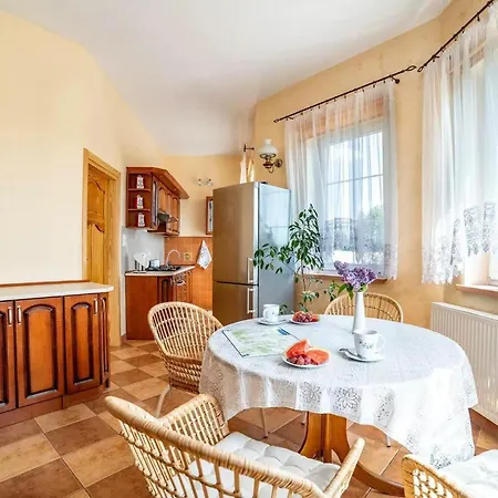 1 Bedroom Stunning In Apartamento *