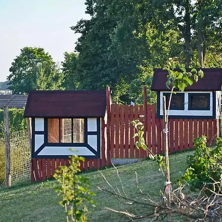 Lägenhet 1 Bedroom Stunning In Golubie Pierszczewo